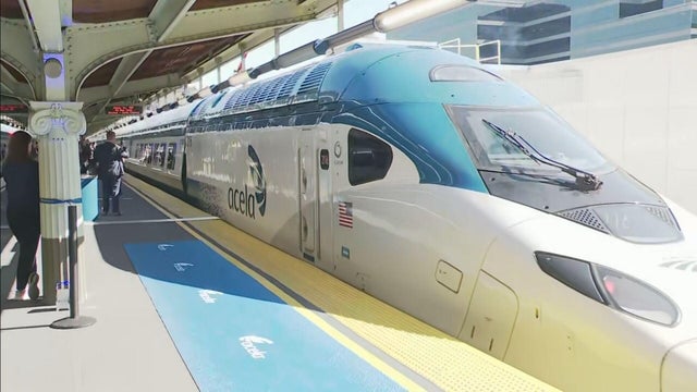 amtrak-acela-20250827-01-frame-102695.jpg 