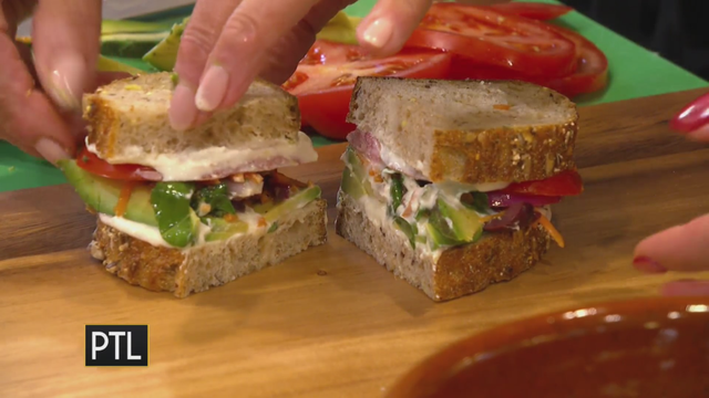 greek-veggie-sandwich-rania.png 