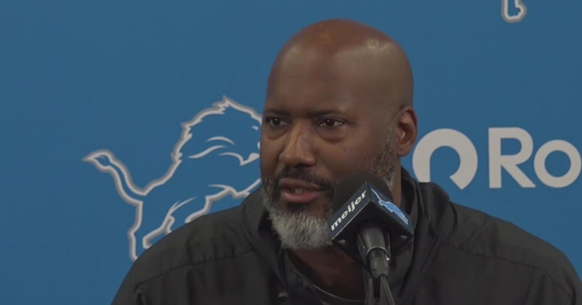 Detroit Lions Maintain Open Roster Spot Amid Za'Darius Smith Uncertainty