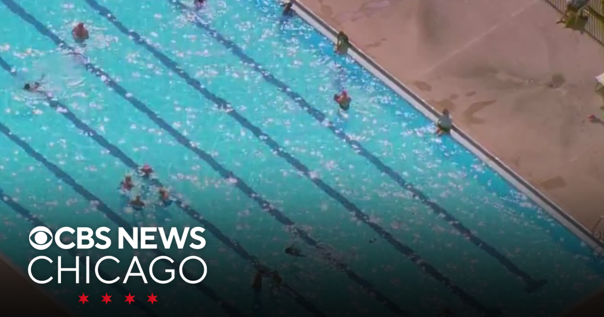 Chicago Park District outdoor pools close after Labor Day - CBS Chicago