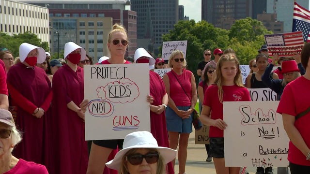 5p-pkg-gun-violence-rallies-wcco8mkp-00-00-4212.jpg 
