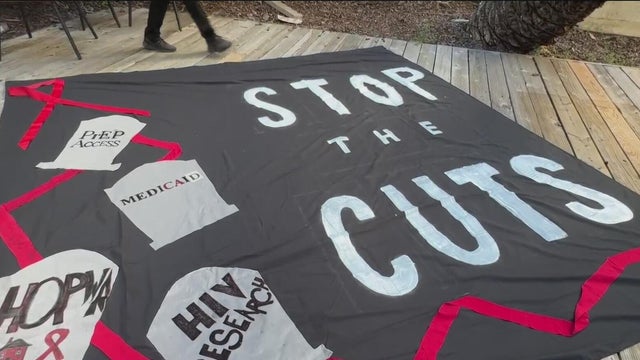save-hiv-funding-quilt-090125.jpg 