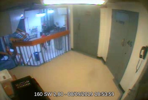 epstein-video2.jpg 