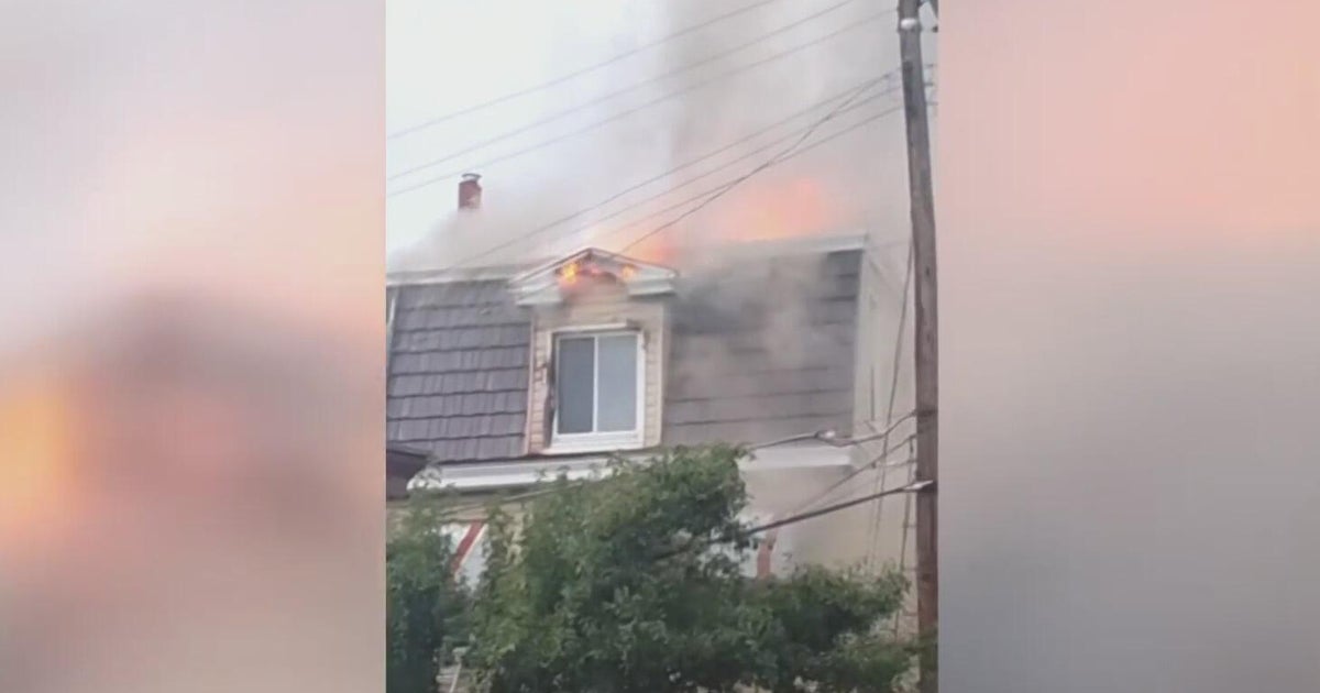 4 firefighters hurt battling blaze on Pittsburgh's South Side Slopes ...