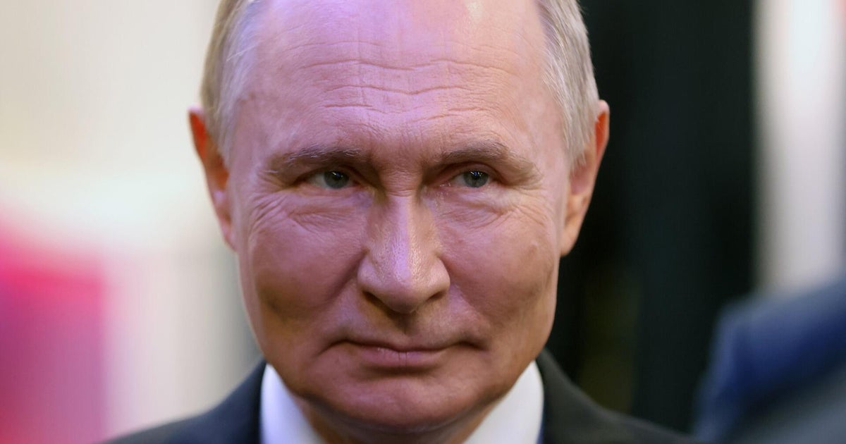Putin warns against foreign troops in Ukraine before peace deal