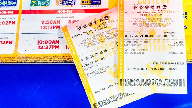 Powerball Jackpot Grows To $1.7 Billion After No One Wins Big Prize 
