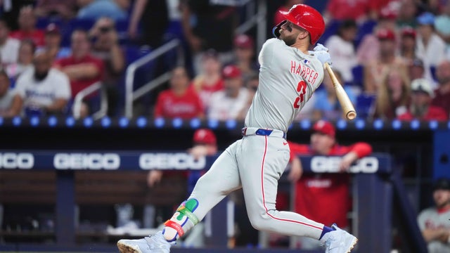 Philadelphia Phillies v Miami Marlins 