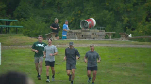 hereos-on-the-hill.jpg 