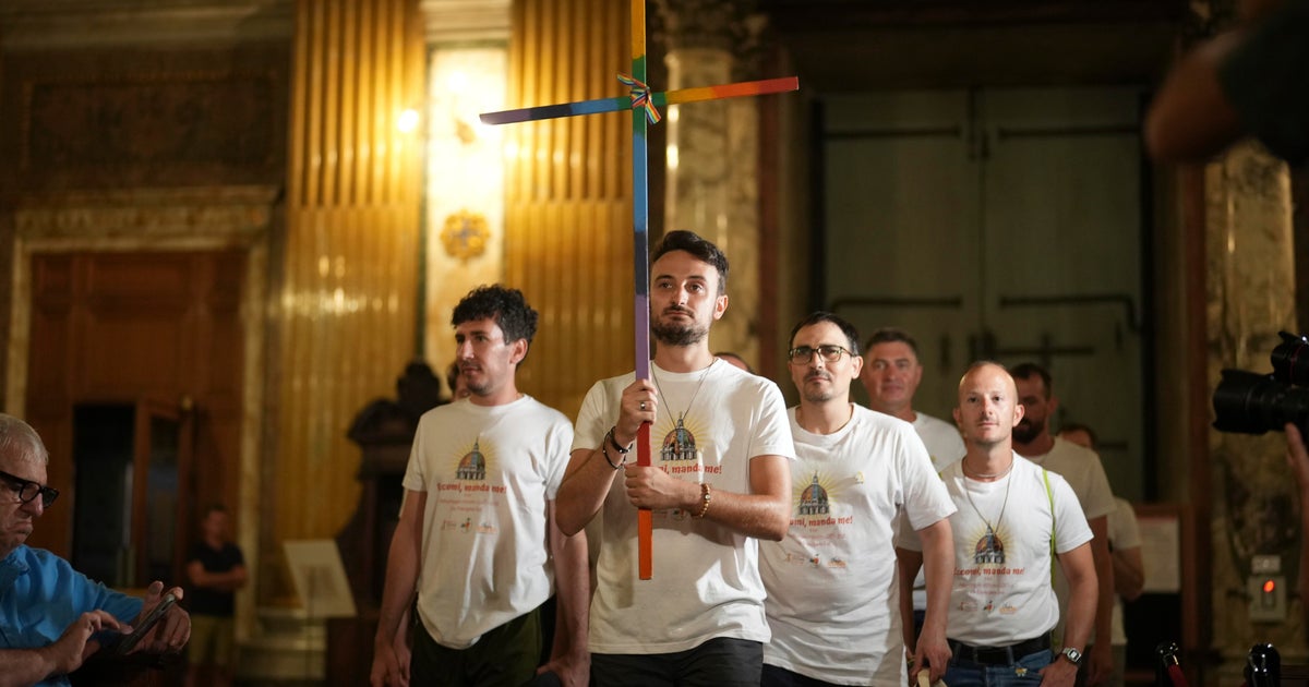 LGBTQ+ Catholics make Holy Year pilgrimage to Rome, acknowledging new sense of acceptance LGBTQ+ Catholics make Holy Year pilgrimage to Rome, acknowledging new sense of acceptance