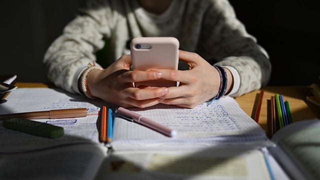 Cell phone use by children 
