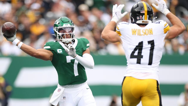 jets-steelers-justin-fields.jpg 