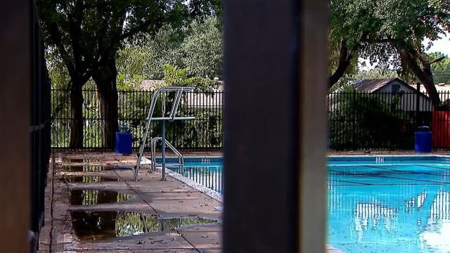 poolclosures.png 