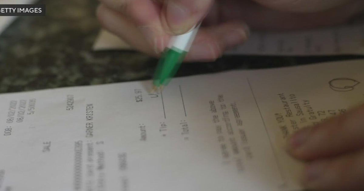 Eye on Your Money: What’s up with service charges at some South Florida restaurants?