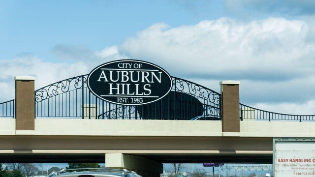 auburn-hills-bridge.jpg 