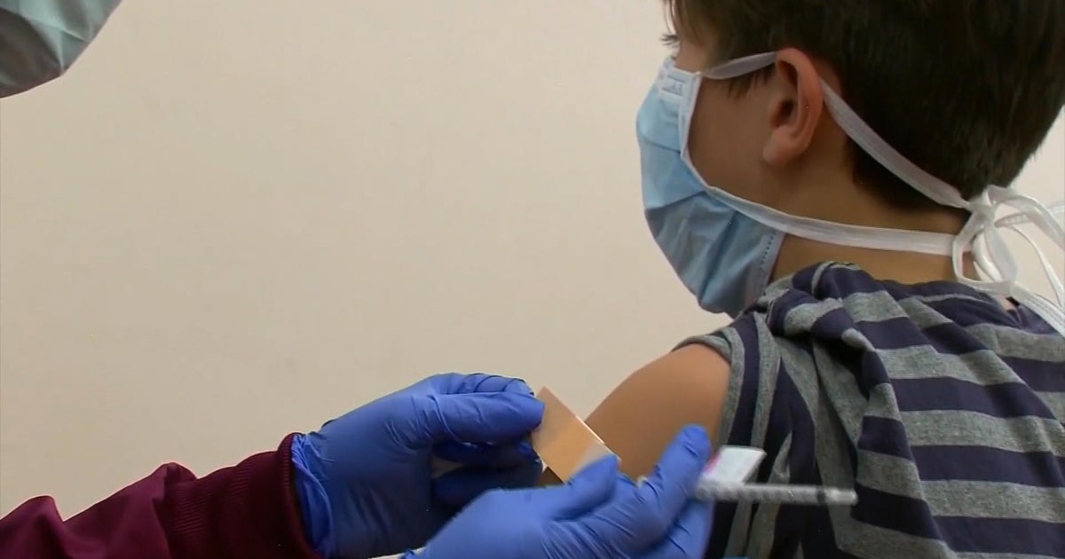 Top NIH scientist says Trump officials undermined vaccines