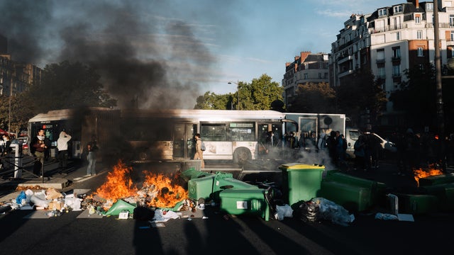 TOPSHOT-FRANCE-POLITICS-SOCIAL-PROTEST 