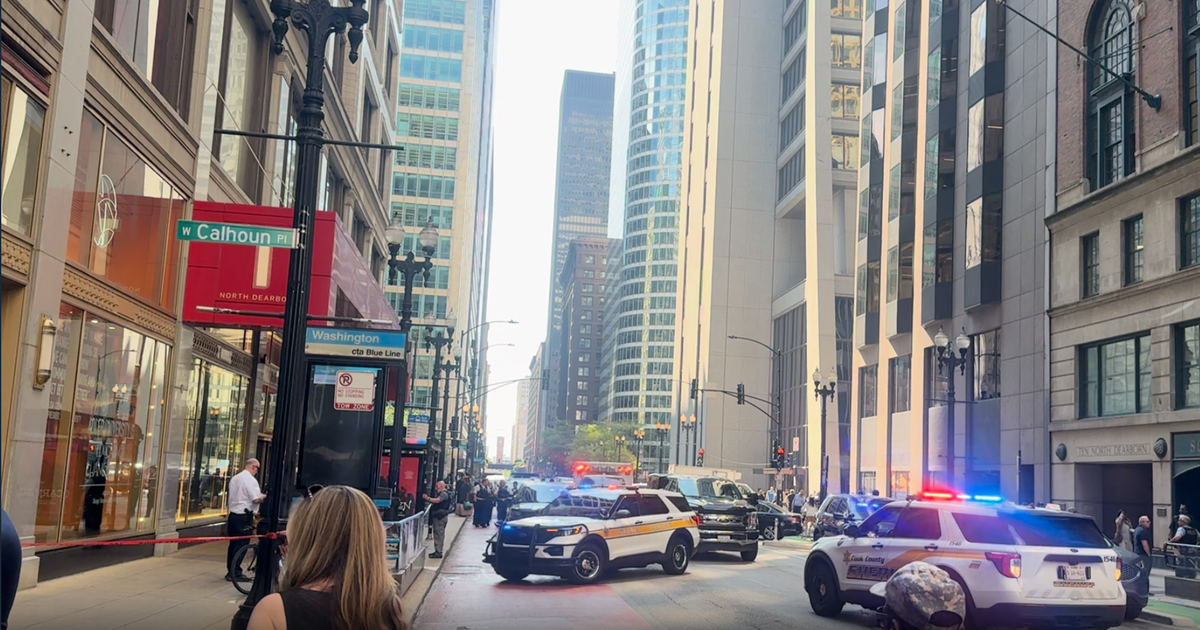 Evergreen Park man shot during armored truck robbery faces federal ...