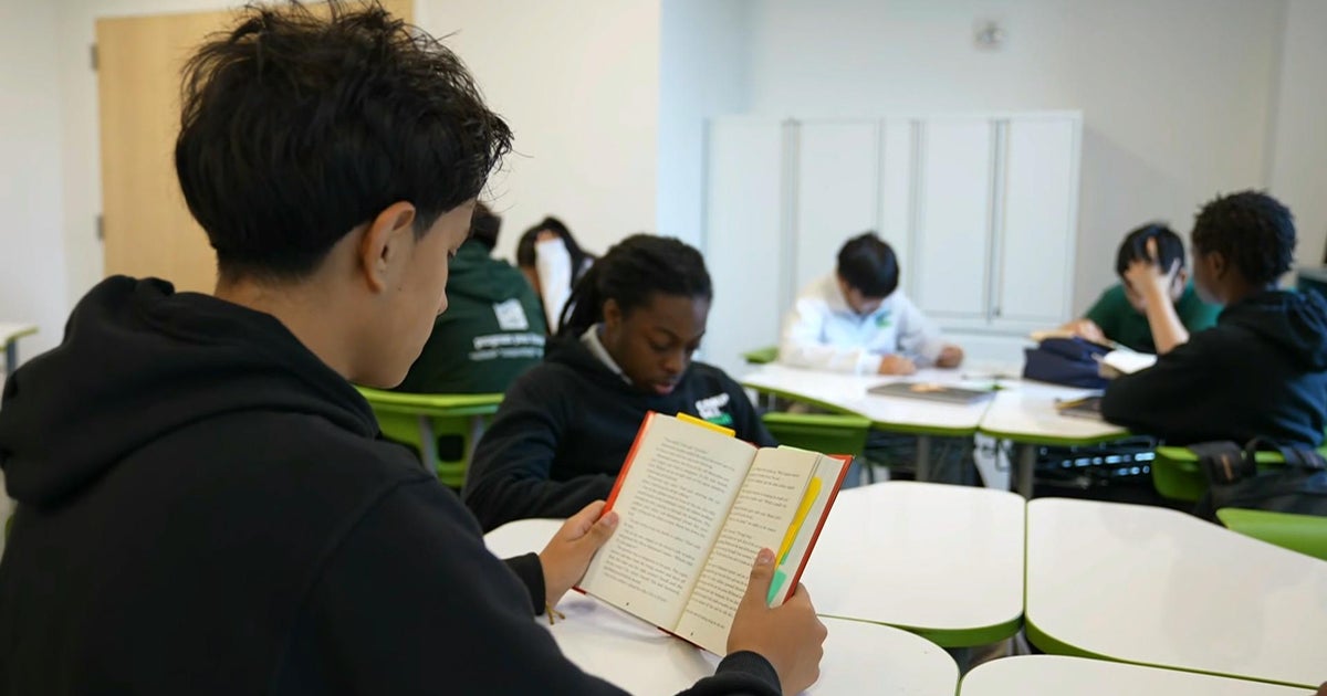 U.S. test scores decline in some grades, data shows