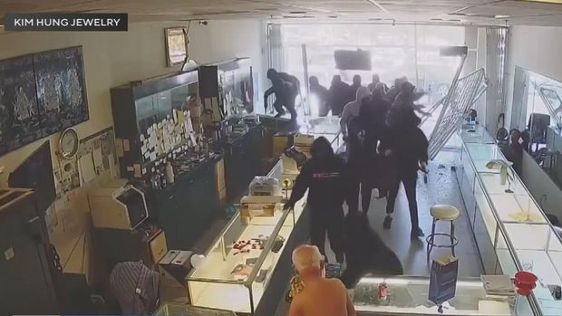 Kim Hung Jewelry Robbery 