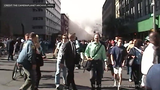 New Yorkers in the street on 9/11 