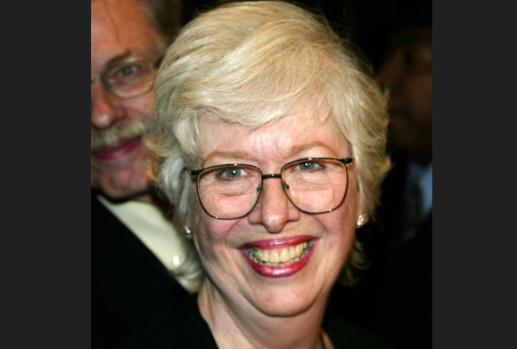 polly-holliday-in-2003.png 