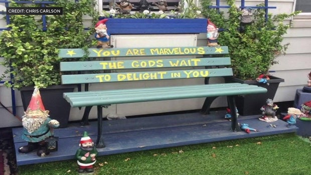 new-elle-gnome-bench-st-wcbsf1me-hi-res-still-1.jpg
