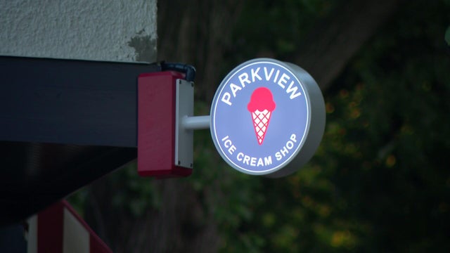 5p-pkg-ice-cream-place-wcco8psp.jpg 