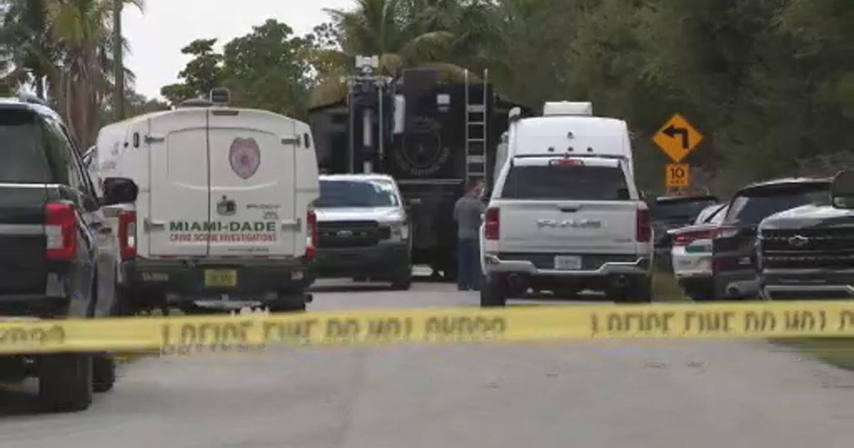 Man wanted in Pembroke Pines double murder shot by off-duty deputy in Miami Gardens, authorities say