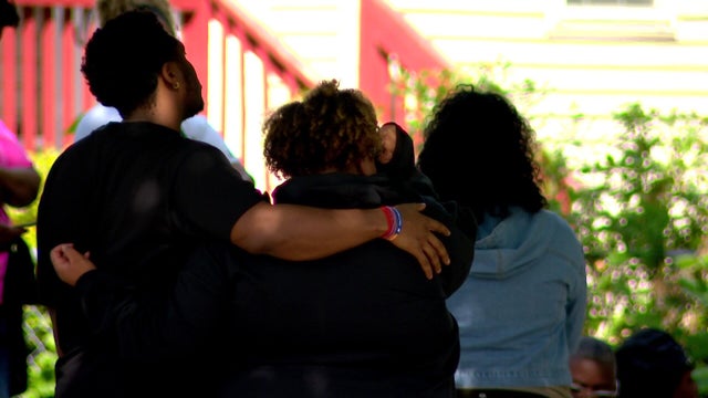 raw-091425-mpls-russell-ave-homicide-broll-black-00-01-2021.jpg 