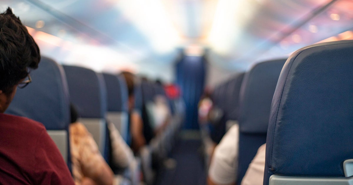 Report raises concerns about toxic fumes on flights