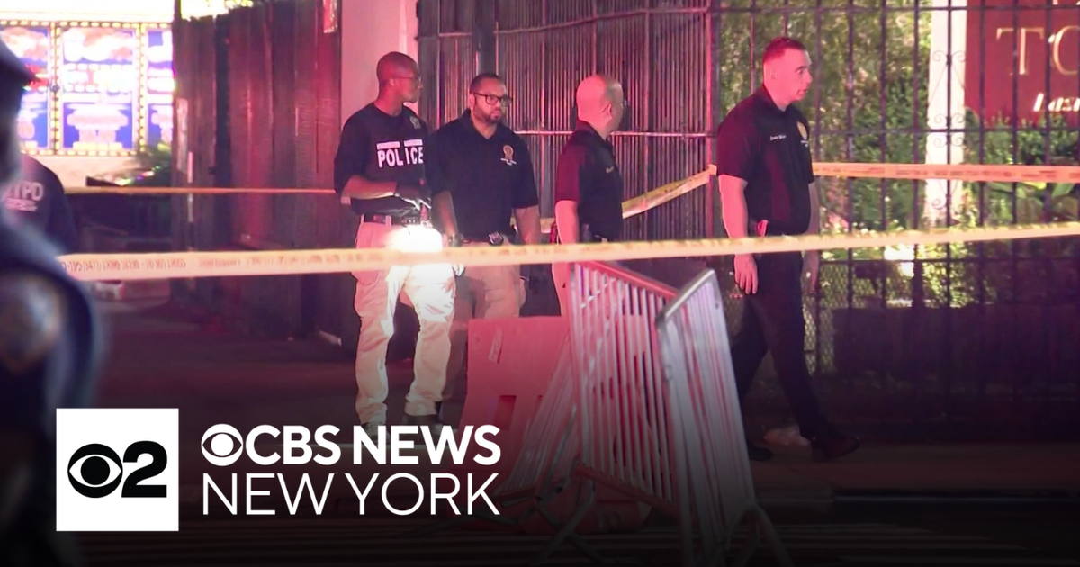 2 in custody after shooting in East Harlem - CBS New York