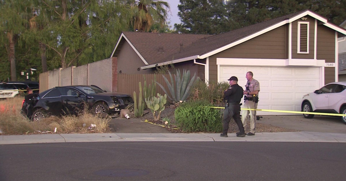 Driver arrested after crashing into brick wall near home in Antelope area