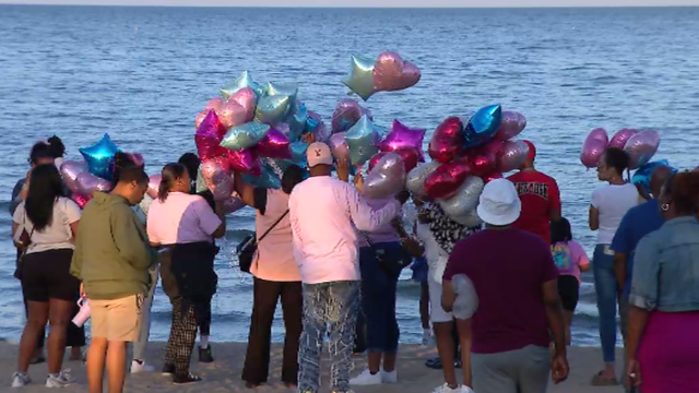 lake-michigan-balloon-release.png 