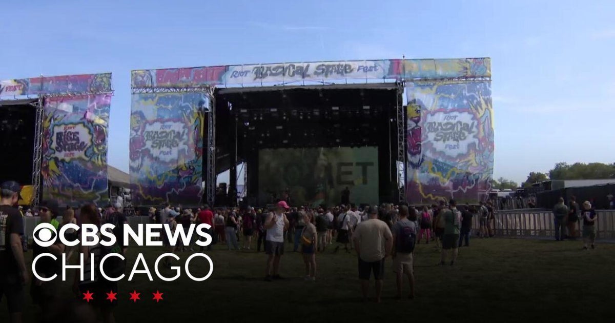 Riot Fest organizers expect large crowds this weekend - CBS Chicago