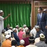 Andrew Cuomo heckled during campaign event at Queens mosque 