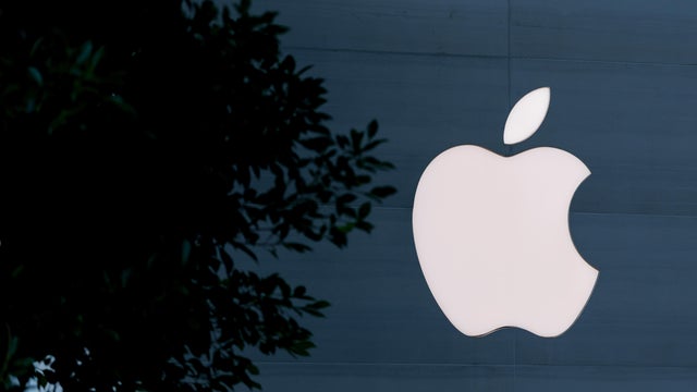 Apple iPhone 17 Goes On Sale 
