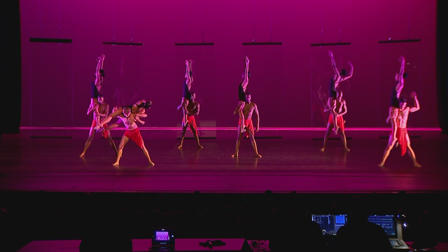 dance.png 