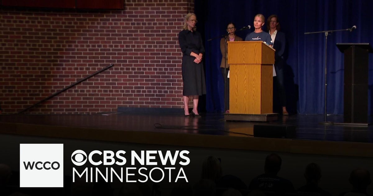 Minnesota Moms Call Assault Weapon Ban After Annunciation School Shooting