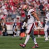 49ers' Nick Bosa exits win vs. Cardinals with knee injury, gives thumbs-down to crowd 