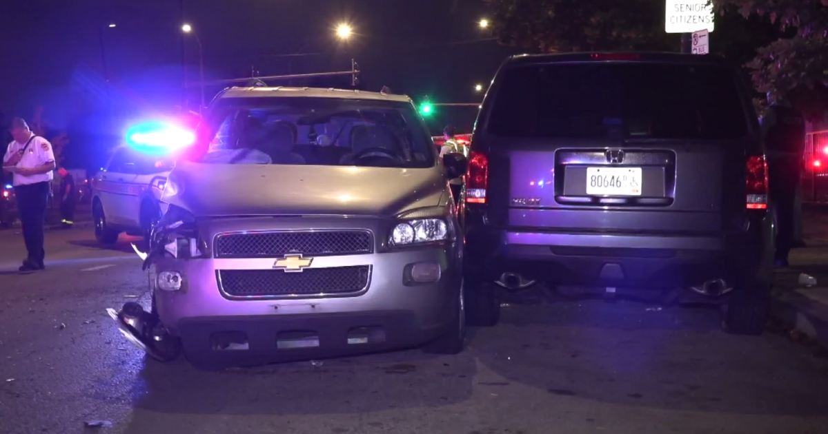 2 people taken to custody after driver flees traffic stop, crashes in ...