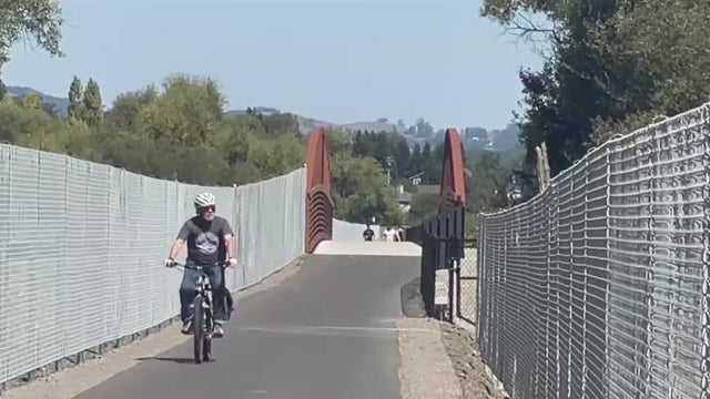 e482f9199bd7f1beab1af27ed860f2df.jpg 