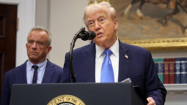 Trump Tells Pregnant Women To Avoid Tylenol Over Autism Fear 