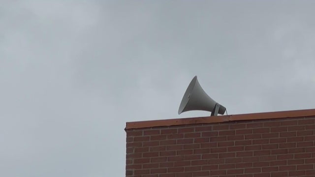 Dearborn resident raise concerns about loudspeaker used by mosque 