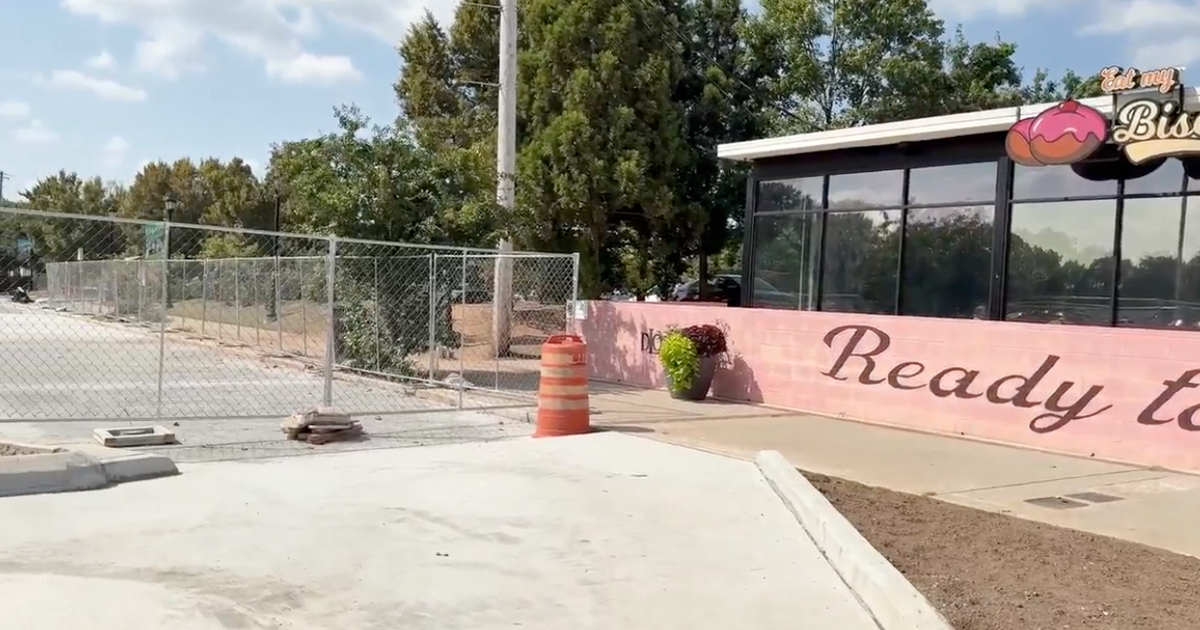 Downtown East Point under construction, local businesses report massive losses