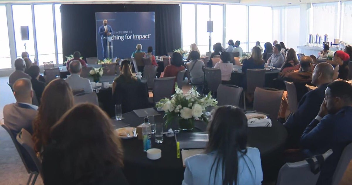 Make Your Move summit teaches and helps Chicago small business owners