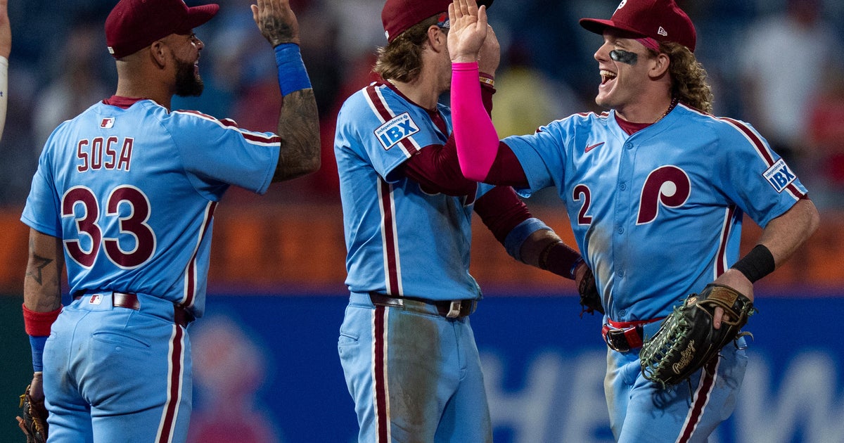 Philadelphia Phillies beat Miami, eliminating the Marlins from the wild-card race