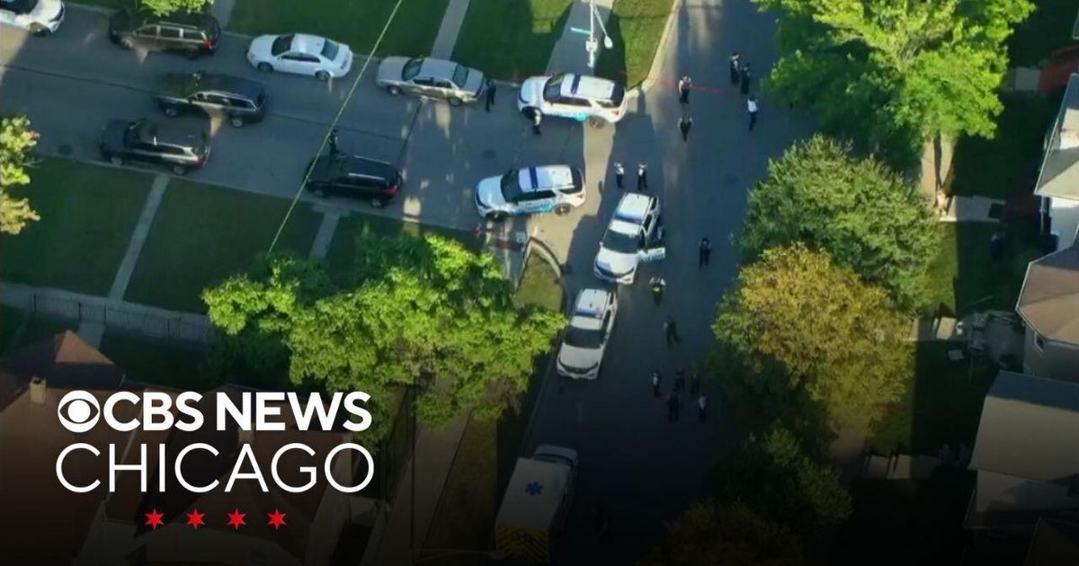 Man Fatally Shot Inside Chatham Home Chicago