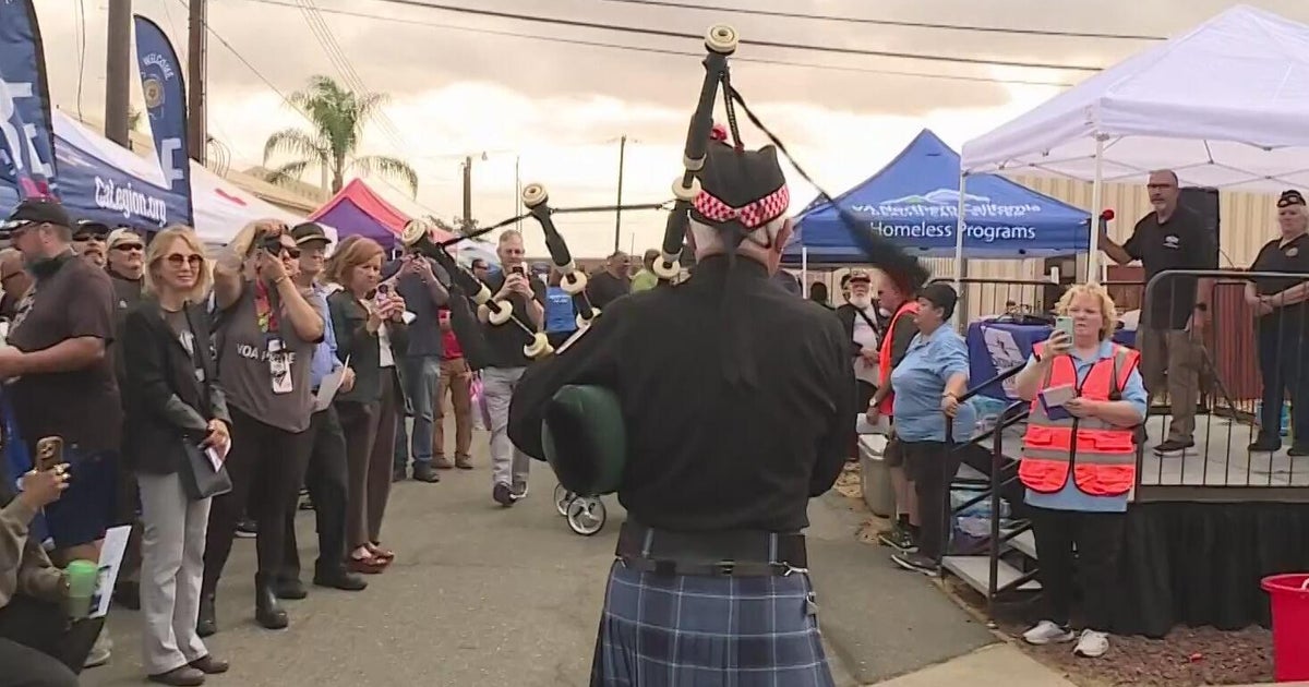 33rd annual Sacramento Stand Down event brings&nbsp;hundreds of veterans and volunteers together