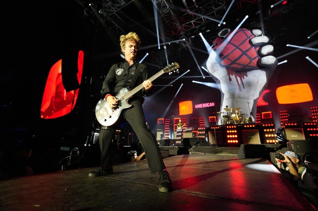 green-day-6-riot-fest-jake-barlow.jpg 