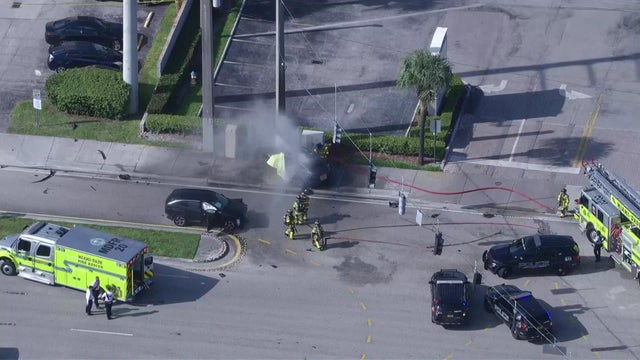 chopper-north-miami-beach-tesla-on-fire-10-1-25.jpg 